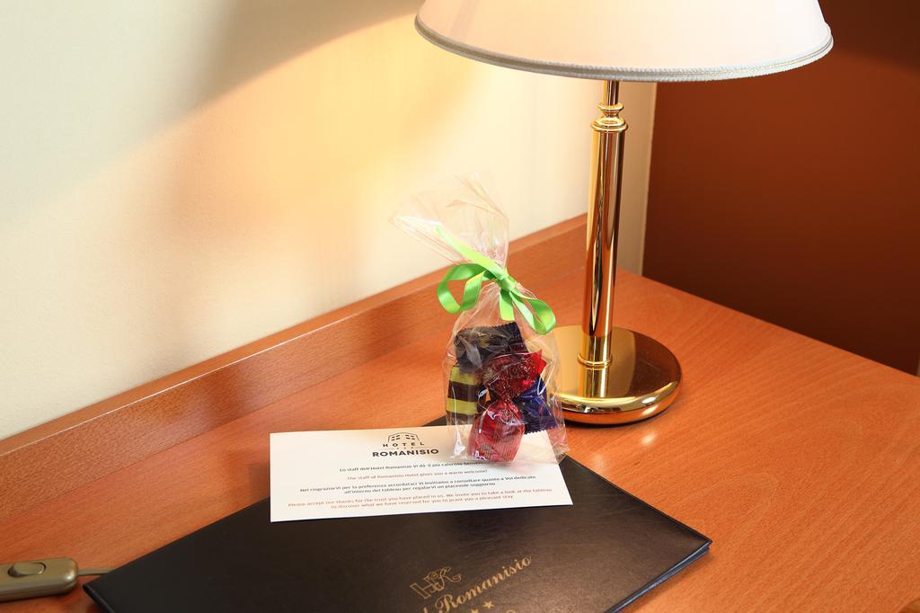 Hotel Romanisio フォッサーノ エクステリア 写真